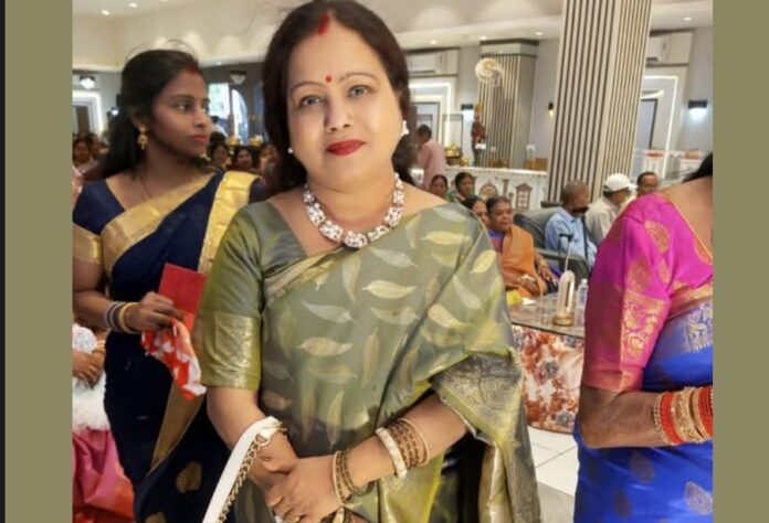 Sunita Samant, the pen artist